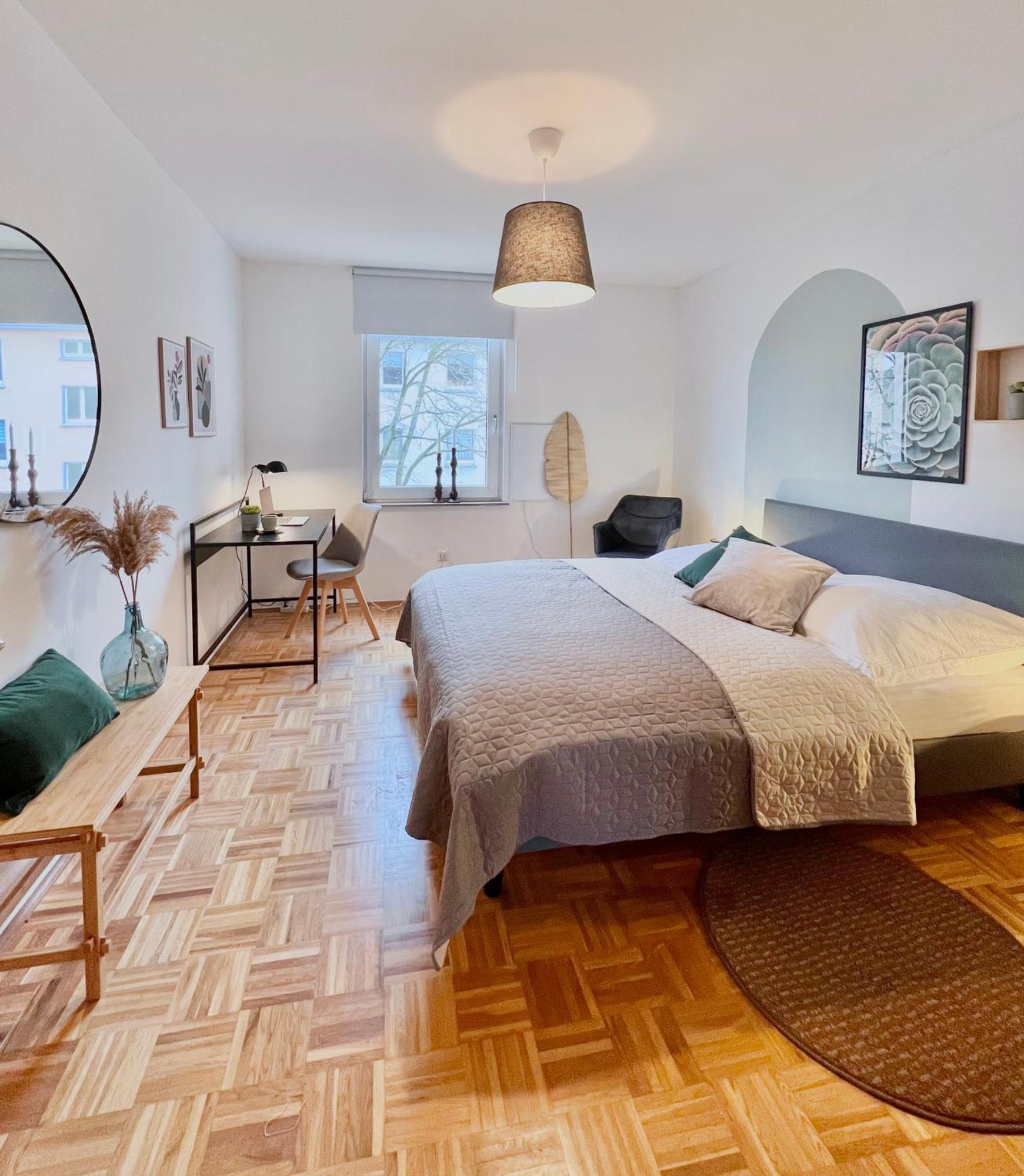 Sapphire Apartment: Free Parking + Netflix + Bathtub Essen Extérieur photo